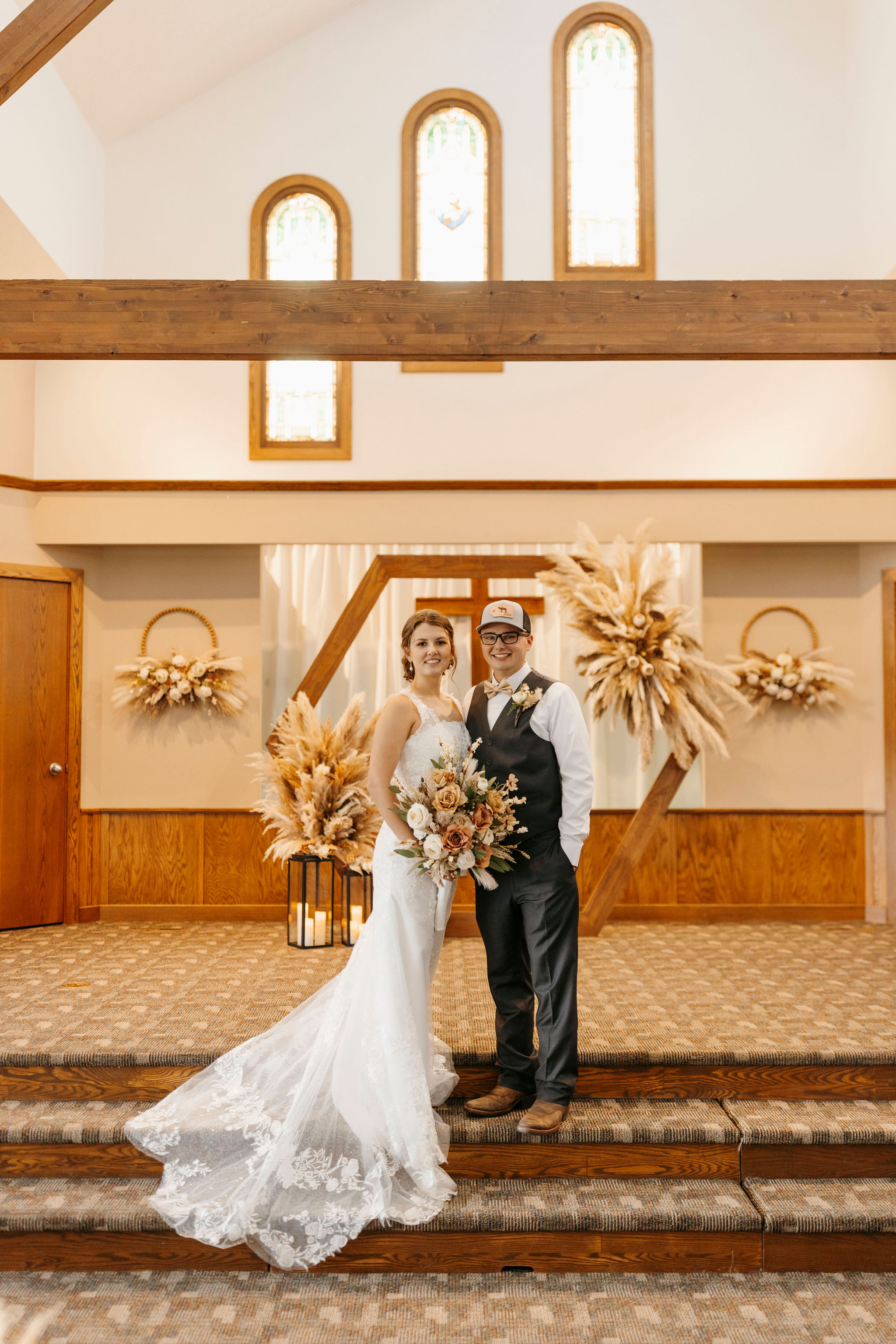 Real Minnesota Weddings 14 Haddyn & Maeci Wedding | The Boathouse @ Tween Lakes