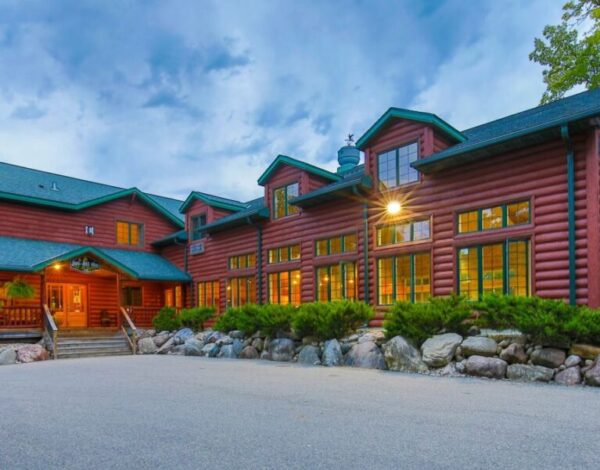 Bug-bee Hive Resort