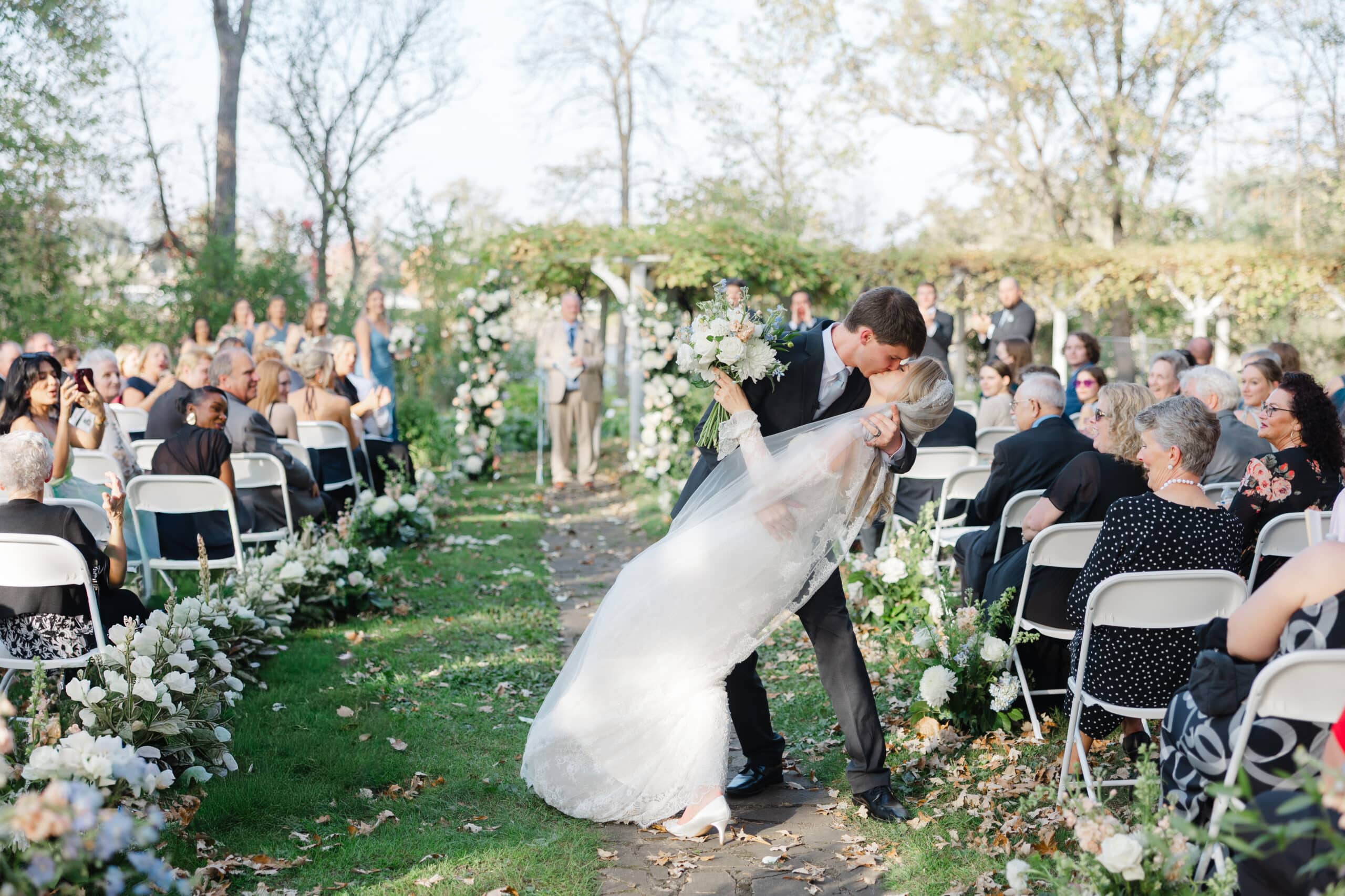 The Founding 250 Minnesota Wedding Photographer Malorie Jane Favorites 130 scaled
